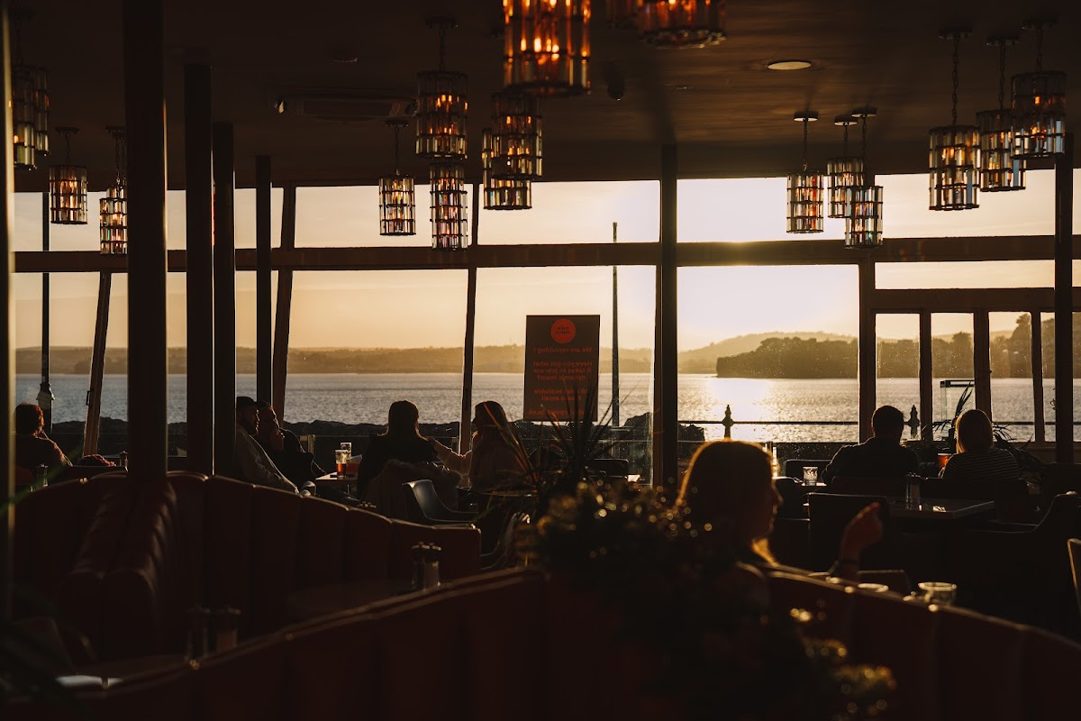 Pier Point Restaurant And Bar